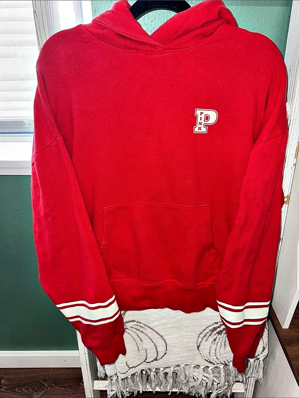 PINK Red Color Block Hoodie Size Small